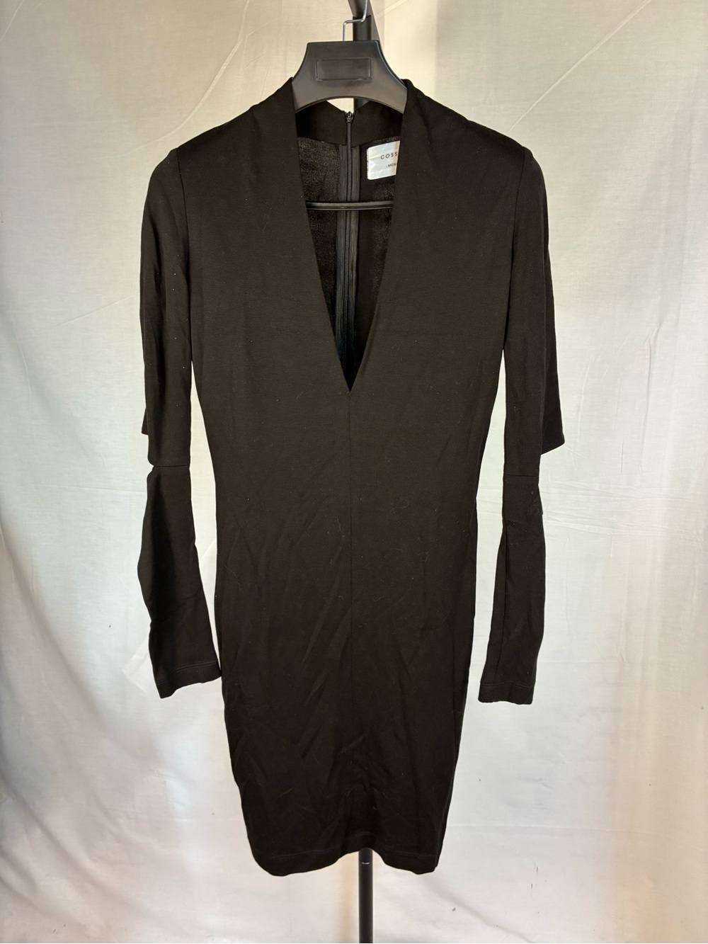 Cossac Deep V-Neck Open Elbow Body Con Dress M